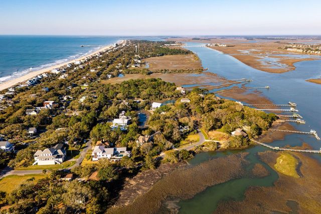 1019 Seacrest Lane, Folly Beach, SC 29439