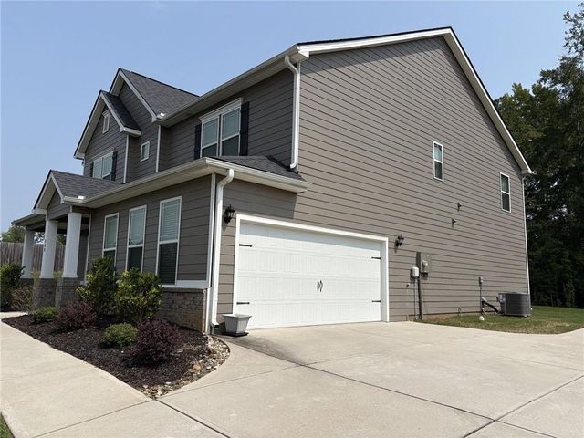 200 Darien Drive, Senoia, GA 30276