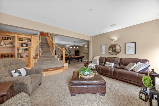 2661 Mulberry Court, Marion, IA 52302