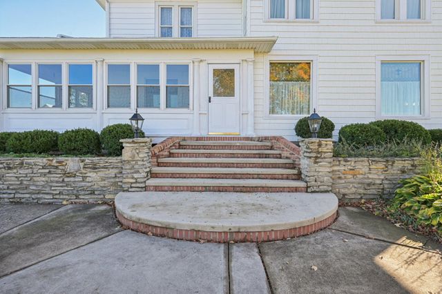 733 S State Route 605, Sunbury, OH 43074