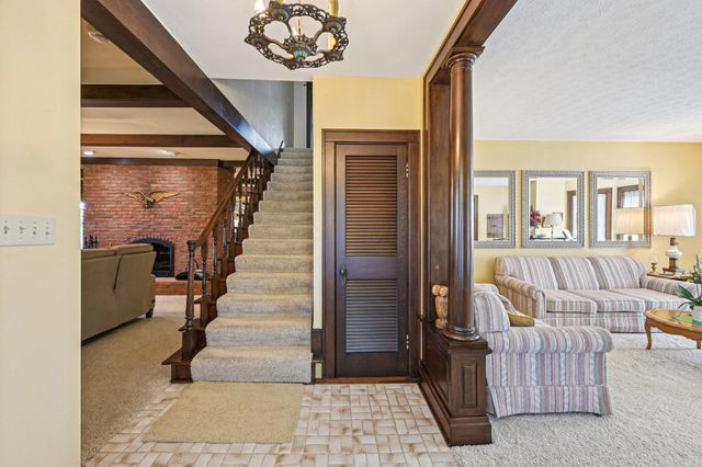 733 S State Route 605, Sunbury, OH 43074