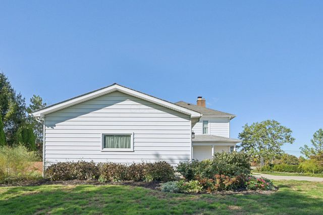 733 S State Route 605, Sunbury, OH 43074