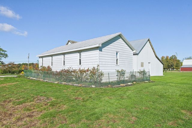 733 S State Route 605, Sunbury, OH 43074