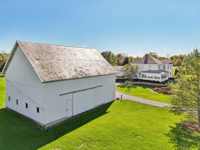 733 S State Route 605, Sunbury, OH 43074