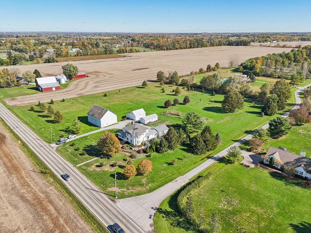 733 S State Route 605, Sunbury, OH 43074