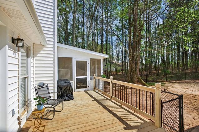 182 Suwanee Court, Senoia, GA 30276