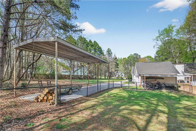 182 Suwanee Court, Senoia, GA 30276