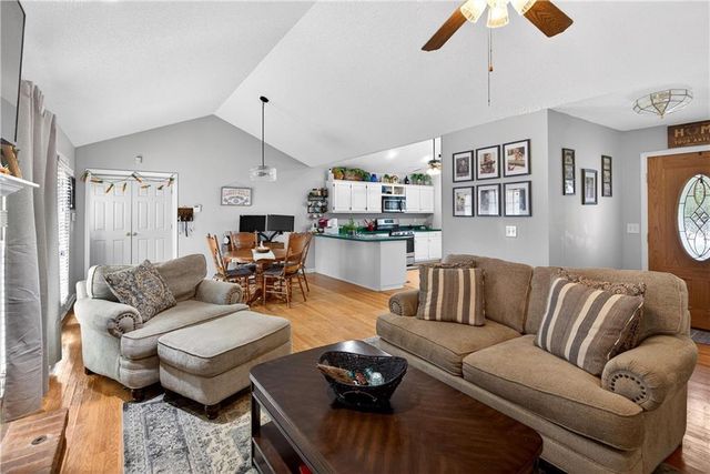 182 Suwanee Court, Senoia, GA 30276