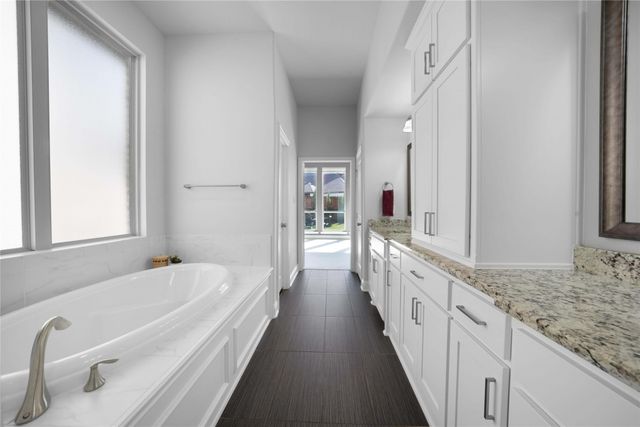 3020 Avondale, The Colony, TX 75056