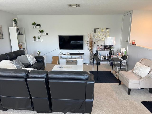 4823 PORTMARNOCK WAY, Wesley Chapel, FL 33543