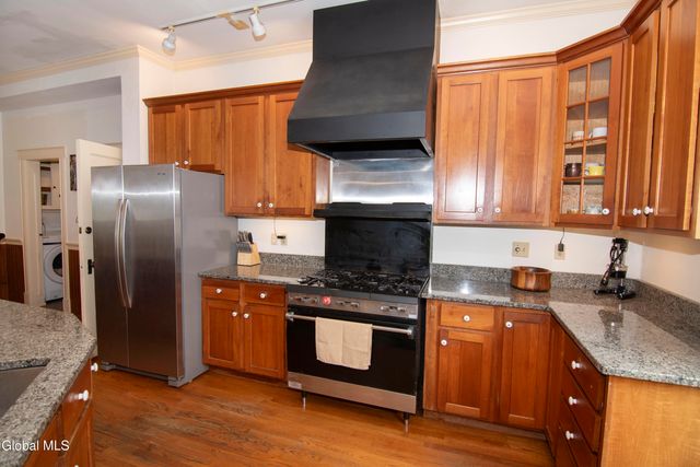 80 W High Street, Ballston Spa, NY 12020