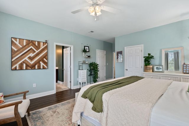 5122 Hyde Park Village Lane, North Charleston, SC 29405