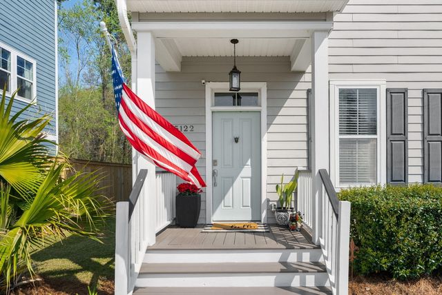 5122 Hyde Park Village Lane, North Charleston, SC 29405