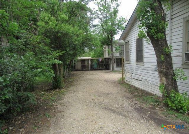 1310 & 1310 1/2 S 39th Street, Temple, TX 76504