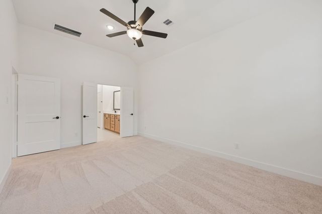 26249 E Outrider Banks Circle, Montgomery, TX 77316