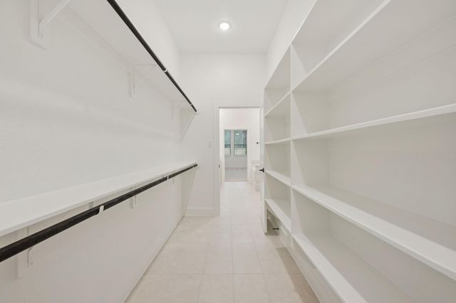 26249 E Outrider Banks Circle, Montgomery, TX 77316