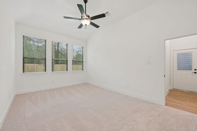 26249 E Outrider Banks Circle, Montgomery, TX 77316