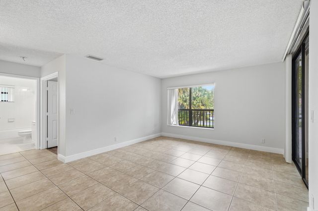 2486 NW 49th Terrace 762, Coconut Creek, FL 33063