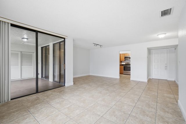 2486 NW 49th Terrace 762, Coconut Creek, FL 33063