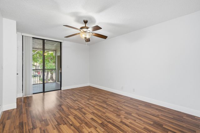 2486 NW 49th Terrace 762, Coconut Creek, FL 33063