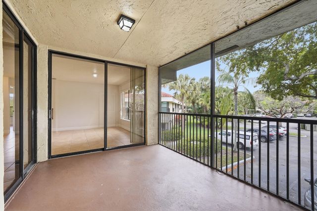 2486 NW 49th Terrace 762, Coconut Creek, FL 33063