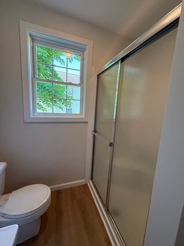 28 Crestview Dr LHS, Westborough, MA 01581