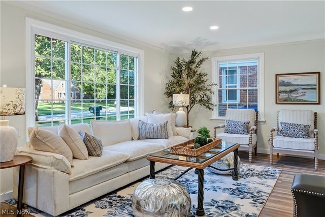 4586 E Berwald Road, South Euclid, OH 44121