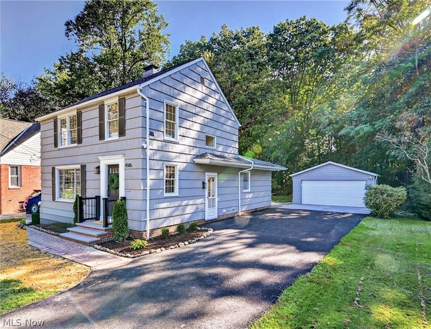 4586 E Berwald Road, South Euclid, OH 44121