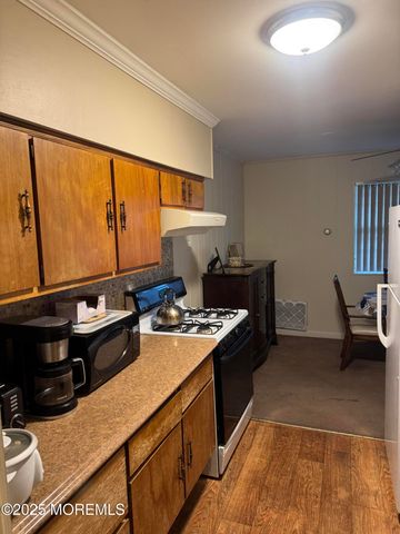 9 Valery Road 651, Matawan, NJ 07747