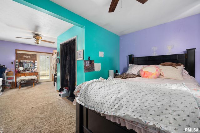 2236 E LINNHILL Lane, Washington, IL 61571