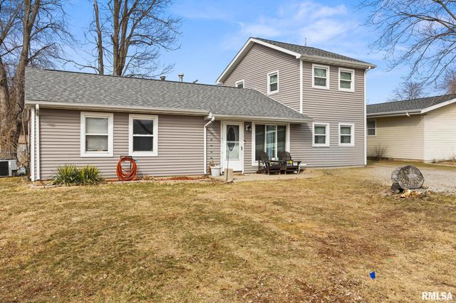 2236 E LINNHILL Lane, Washington, IL 61571