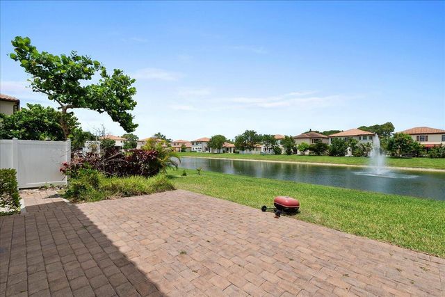 6021 Night Heron Court, Greenacres, FL 33415