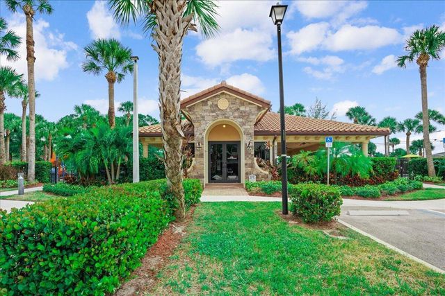 6021 Night Heron Court, Greenacres, FL 33415