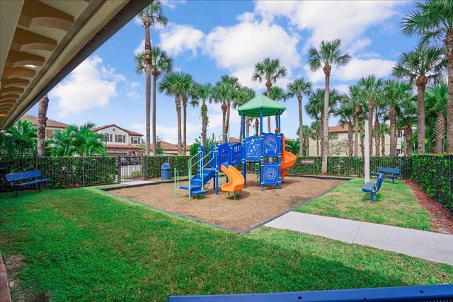 6021 Night Heron Court, Greenacres, FL 33415