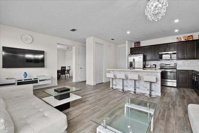 6021 Night Heron Court, Greenacres, FL 33415