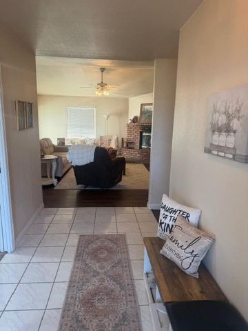 16638 Mark Road, Madera, CA 93636