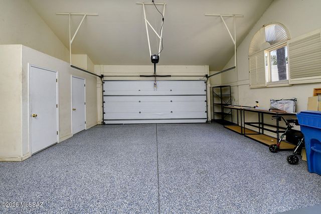 5031 E Calle Brillante, Tucson, AZ 85718