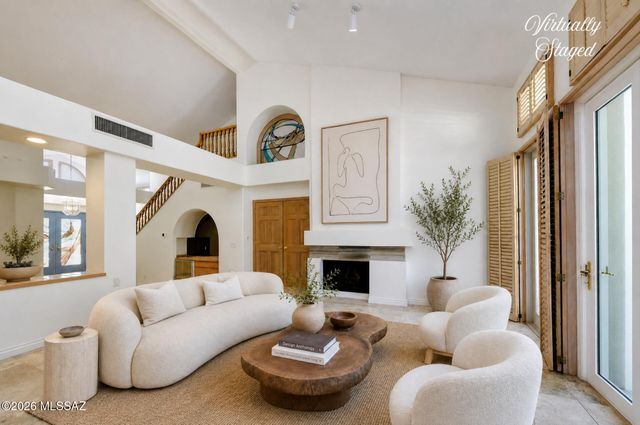 5031 E Calle Brillante, Tucson, AZ 85718