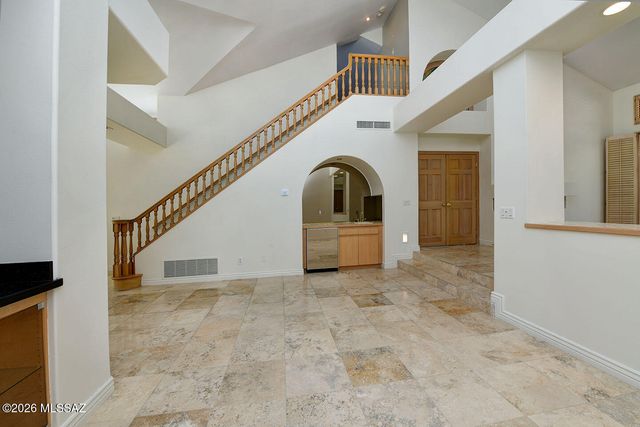 5031 E Calle Brillante, Tucson, AZ 85718
