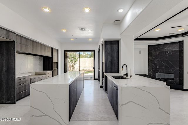 22339 N 77TH Way, Scottsdale, AZ 85255