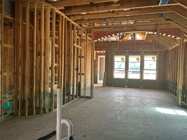 17915 Oakwood Stream Drive, Webster, TX 77598