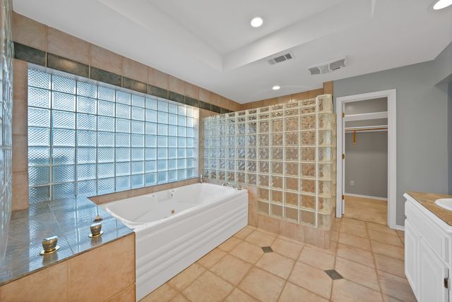 2804 Wood Wind Drive, Pantego, TX 76013