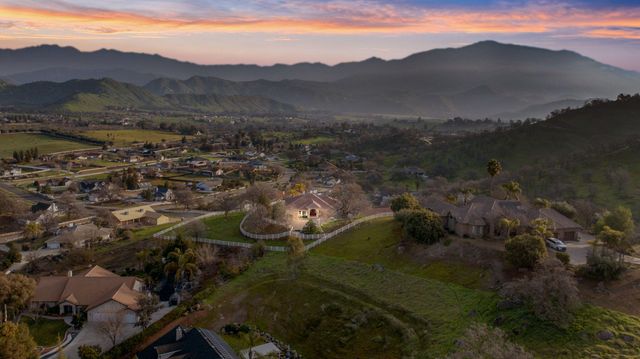 16489 Goat Ranch Road, Springville, CA 93265