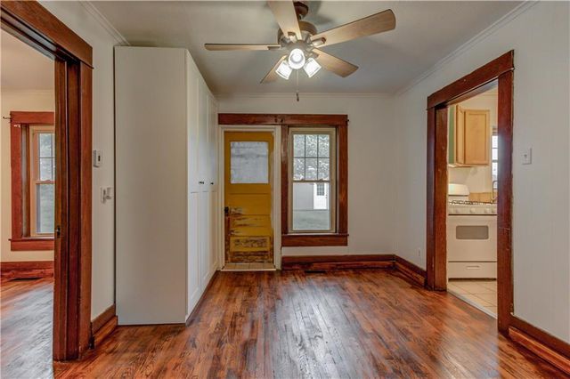 300 W 3rd Street, Freeman, MO 64746