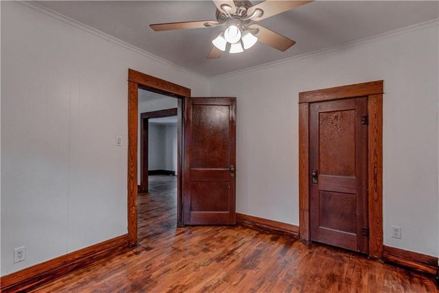 300 W 3rd Street, Freeman, MO 64746