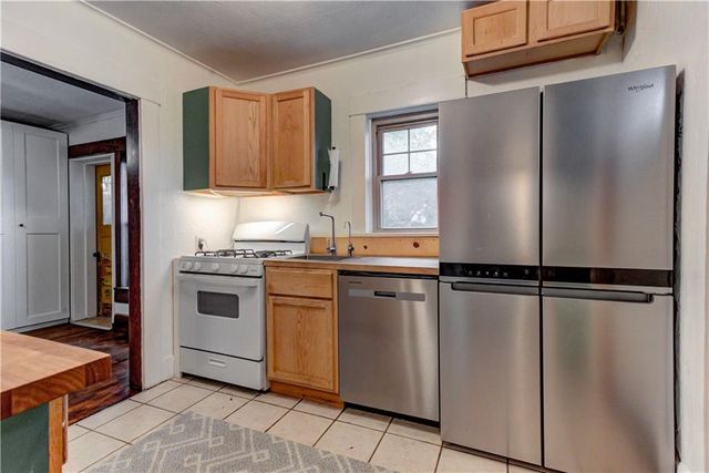 300 W 3rd Street, Freeman, MO 64746