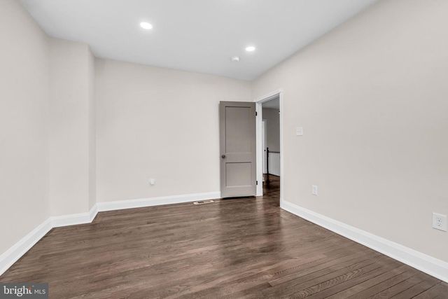 1513 KINGSWAY RD, Baltimore, MD 21218