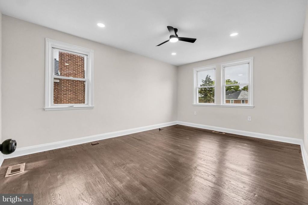 Image 17 of property listing at 1513 KINGSWAY RD, Baltimore, MD 21218