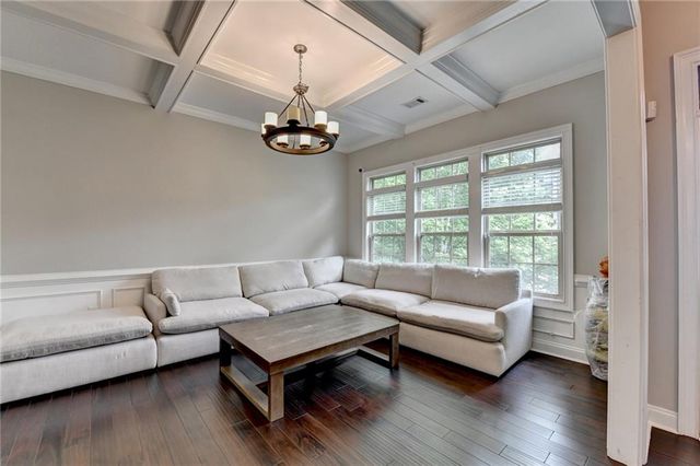 2081 Lee Road, Smyrna, GA 30080