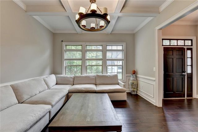 2081 Lee Road, Smyrna, GA 30080